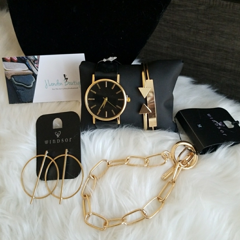 🗣SOLD! Windsor. Chic. Watch Bundle (#1)😍💋🎉🎉🎉